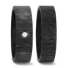 Alianzas de boda de carbono con diamante