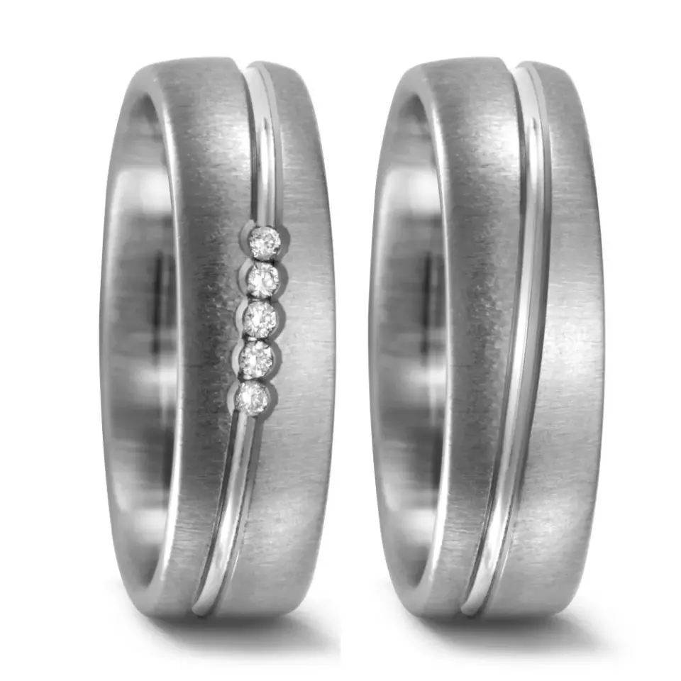 Alianzas de boda de titanio con diamantes