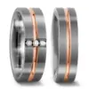Alianzas de boda de titanio y oro rosado con diamantes