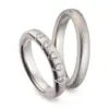 Alianzas de boda de titanio con diamantes