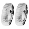 Alianzas de boda de acero con diamante