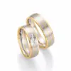 Alianzas de boda de oro amarillo y platino con diamantes