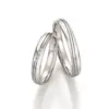 Alianzas de boda de acero con diamantes
