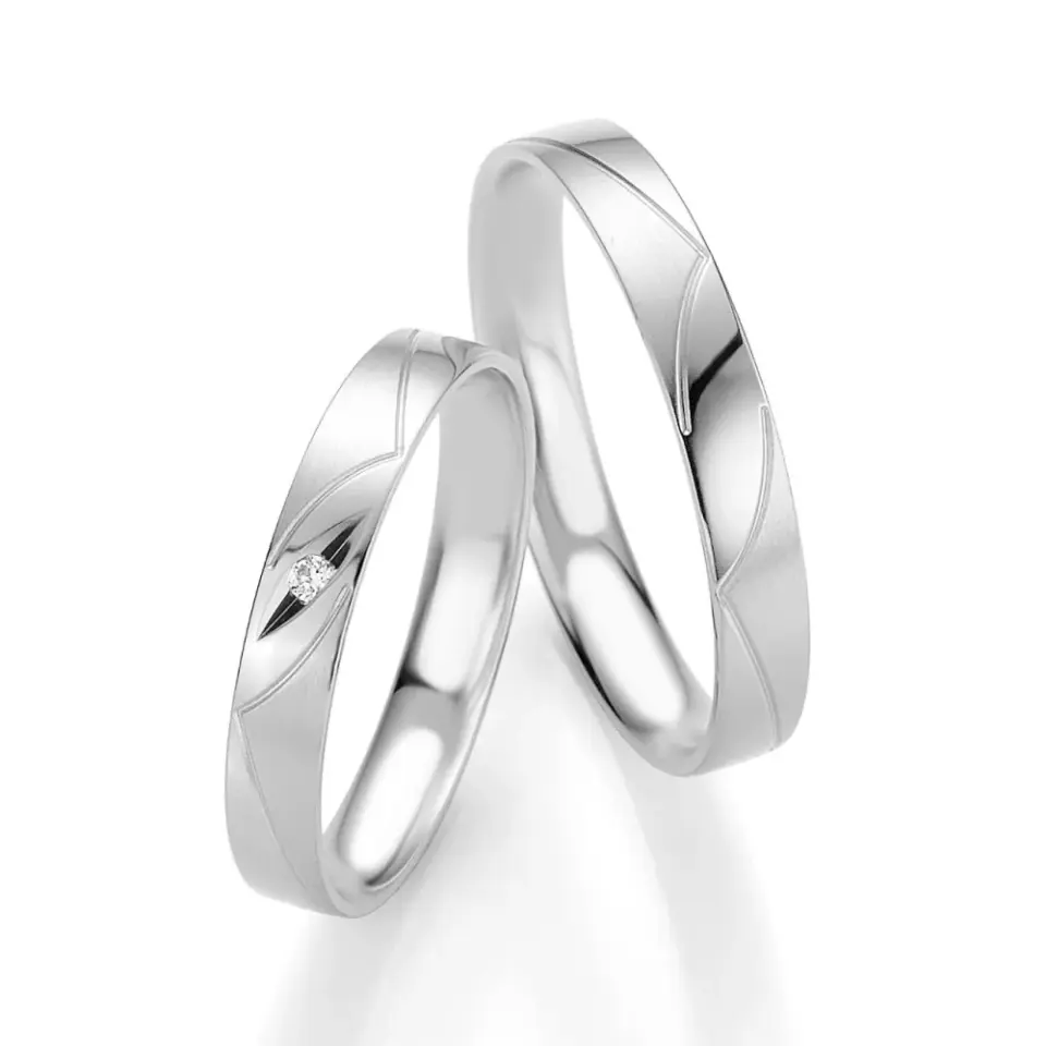 Alianzas de boda de platino con diamante