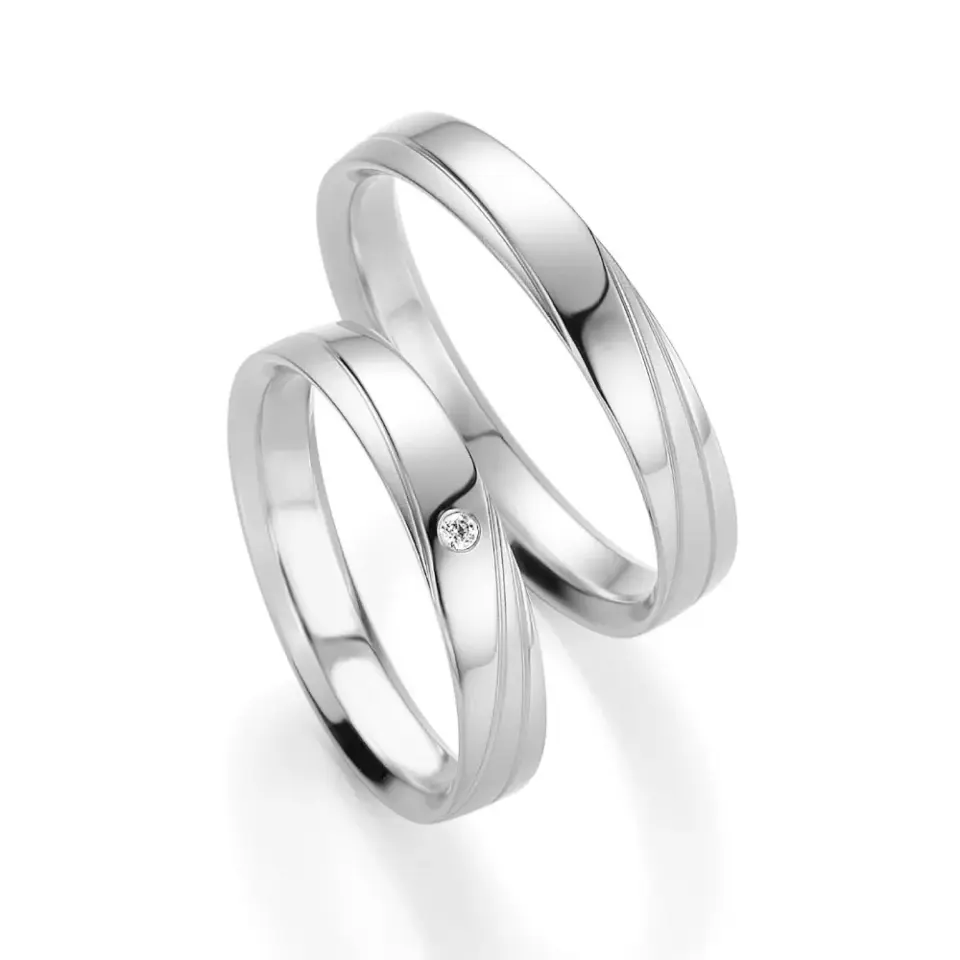 Alianzas de boda de platino con diamante
