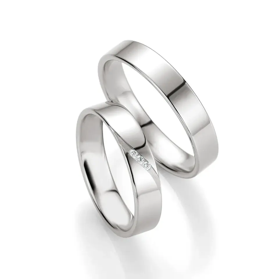 Alianzas de boda de platino con diamantes