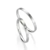 Alianzas de boda de platino con diamantes