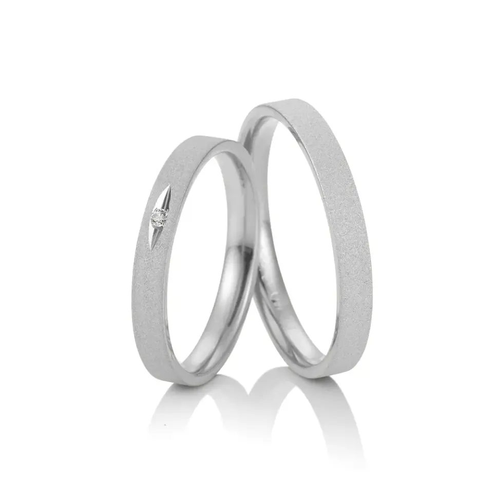Alianzas de boda de oro blanco con diamante