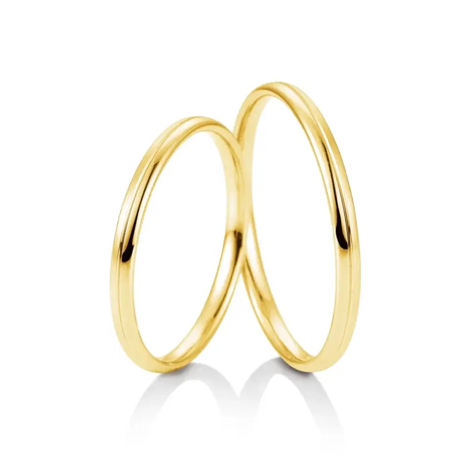 Alianzas de boda de oro amarillo