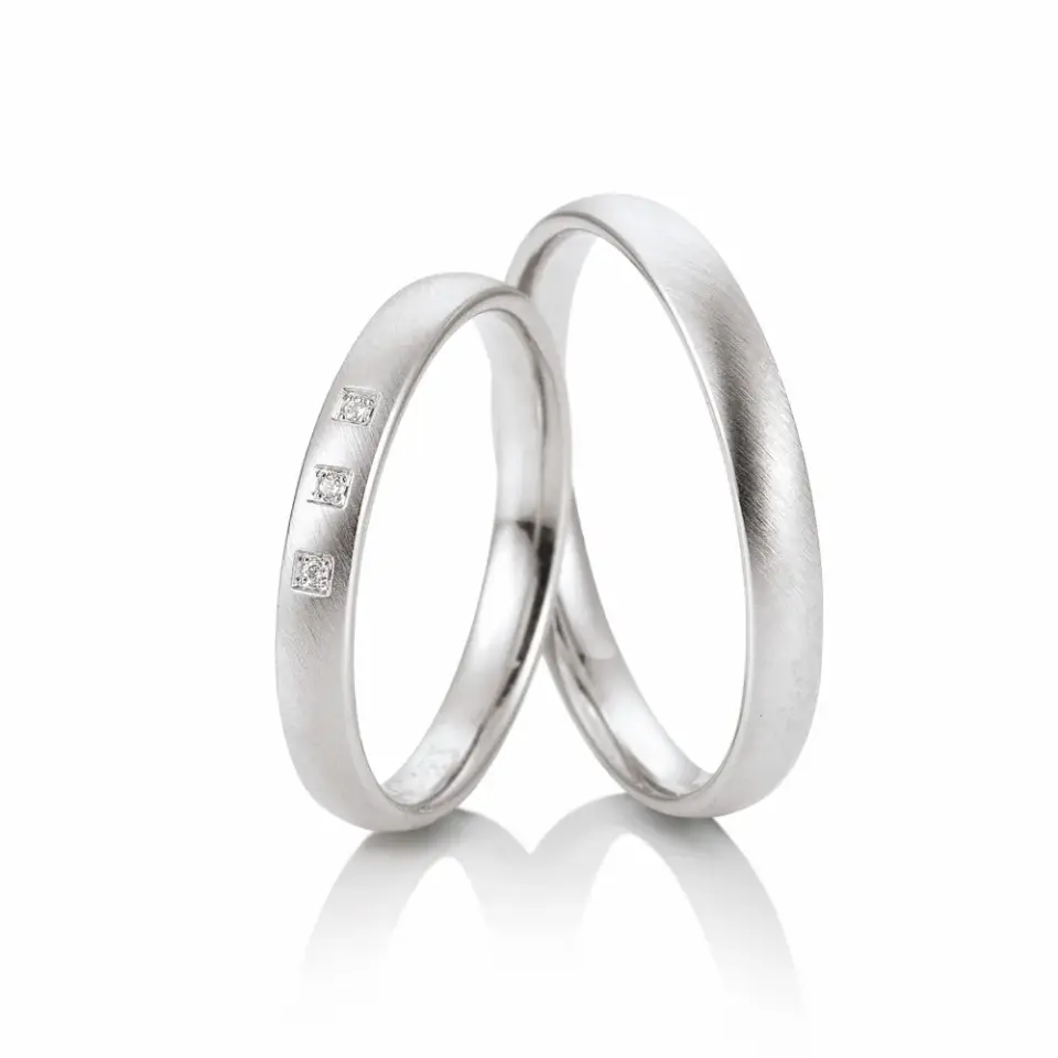 Alianzas de boda de oro blanco con diamantes