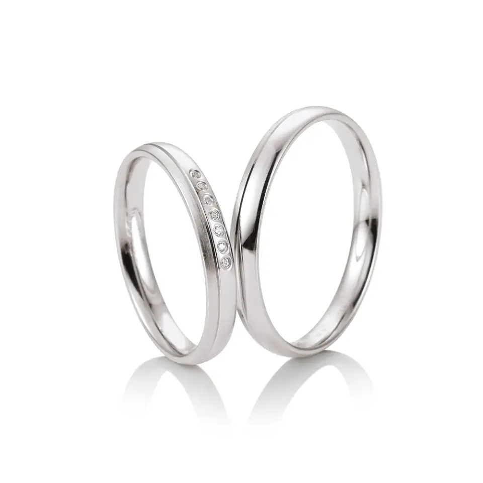 Alianzas de boda de oro blanco con diamantes