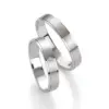 Alianzas de boda de platino con diamante
