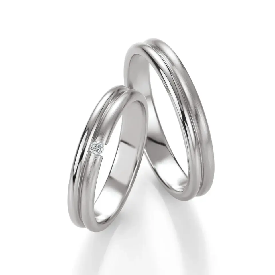 Alianzas de boda de platino con diamante
