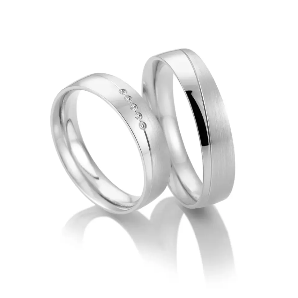 Alianzas de boda de paladio con diamantes