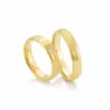 Alianzas de boda de oro amarillo con diamante