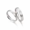 Alianzas de boda de platino con diamantes