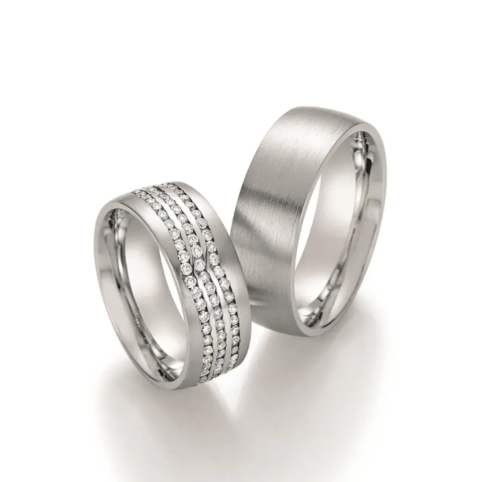 Alianzas de boda de oro blanco con diamantes