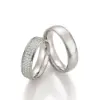 Alianzas de boda de oro blanco con diamantes