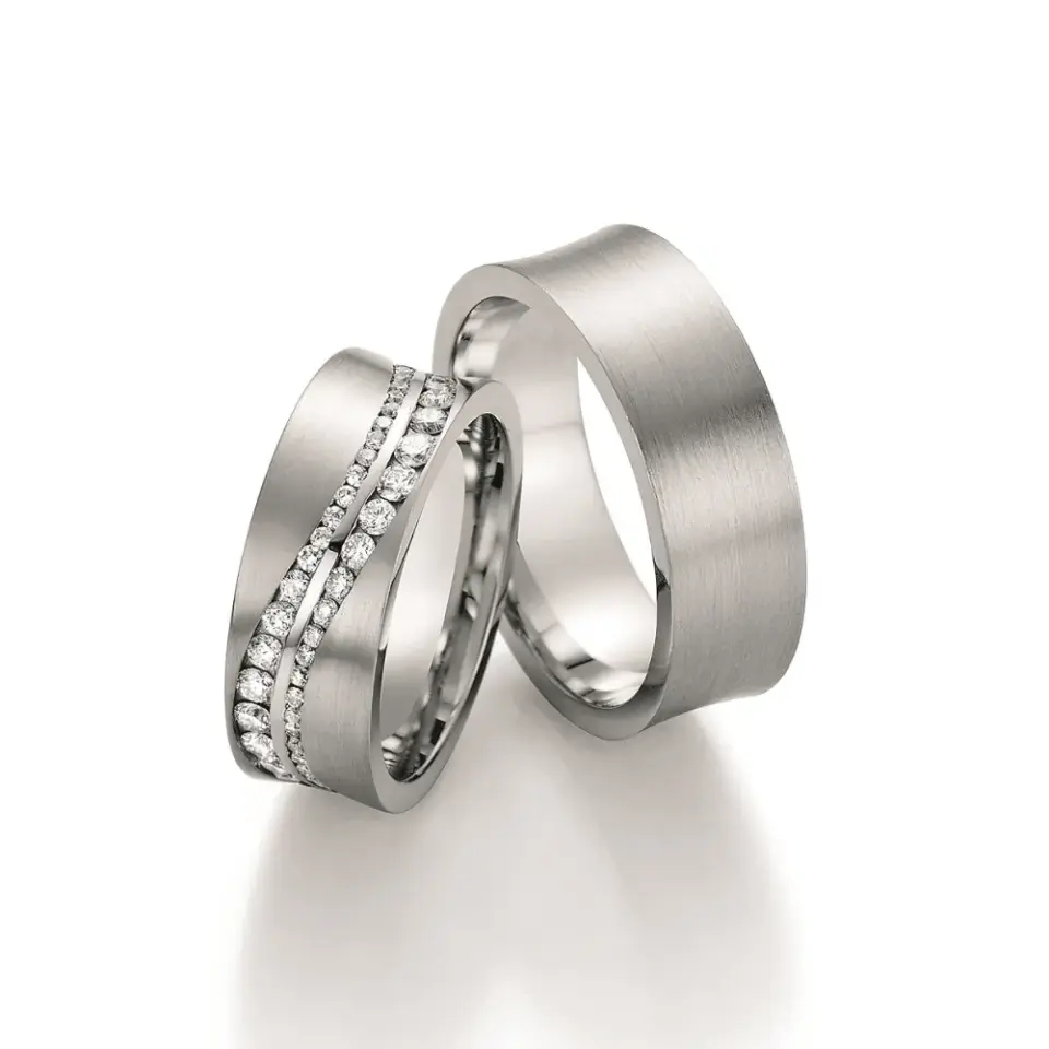 Alianzas de boda de oro blanco con diamantes