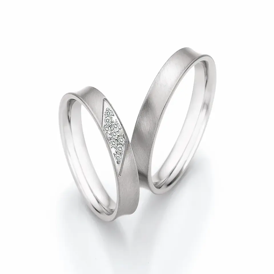 Alianzas de boda de oro blanco con diamantes