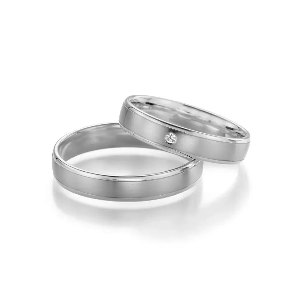 Alianzas de boda de oro blanco con diamante