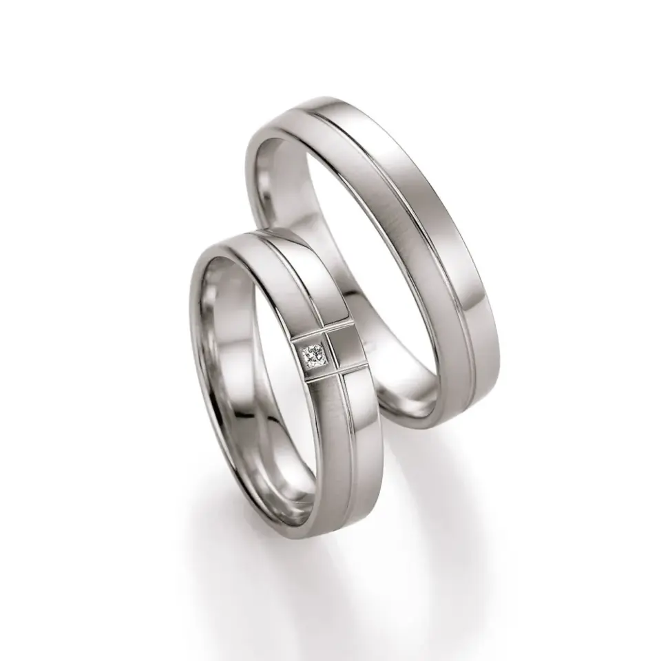 Alianzas de boda de paladio con diamante