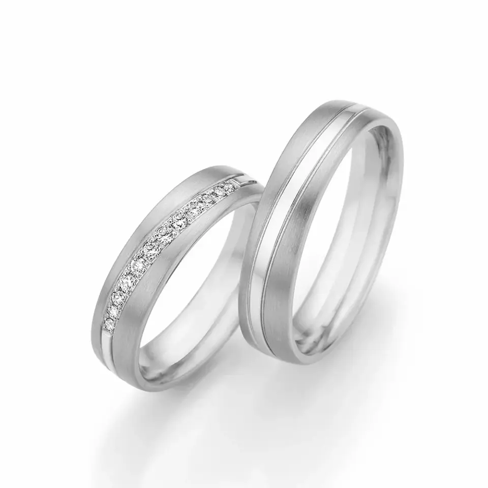 Alianzas de boda de oro blanco con diamantes