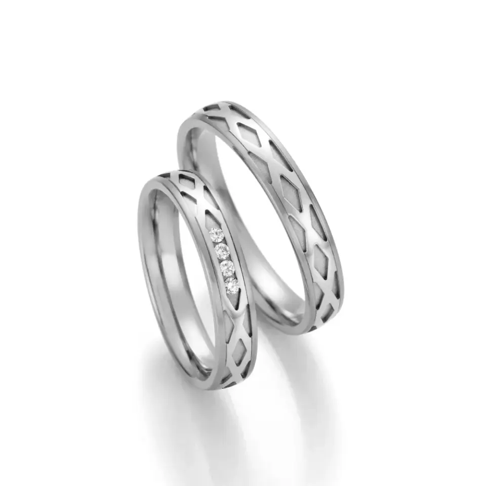 Alianzas de boda de paladio con diamantes