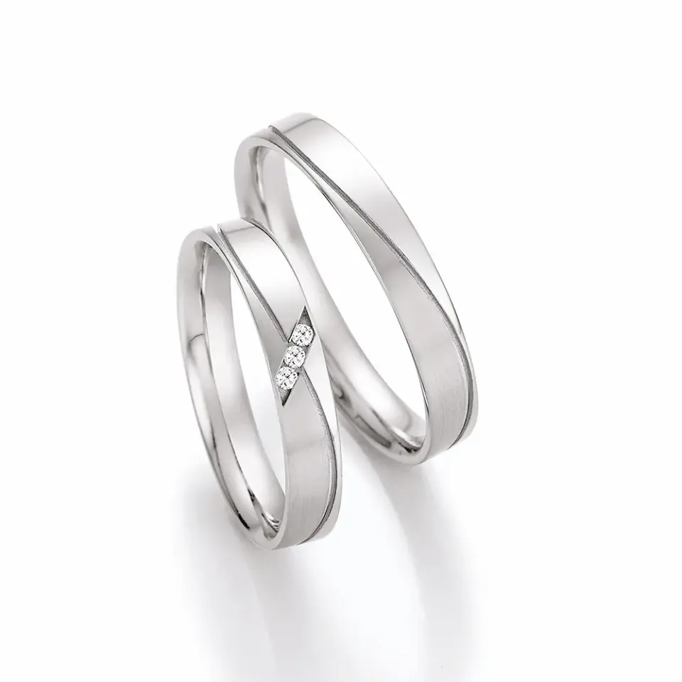 Alianzas de boda de paladio con diamantes