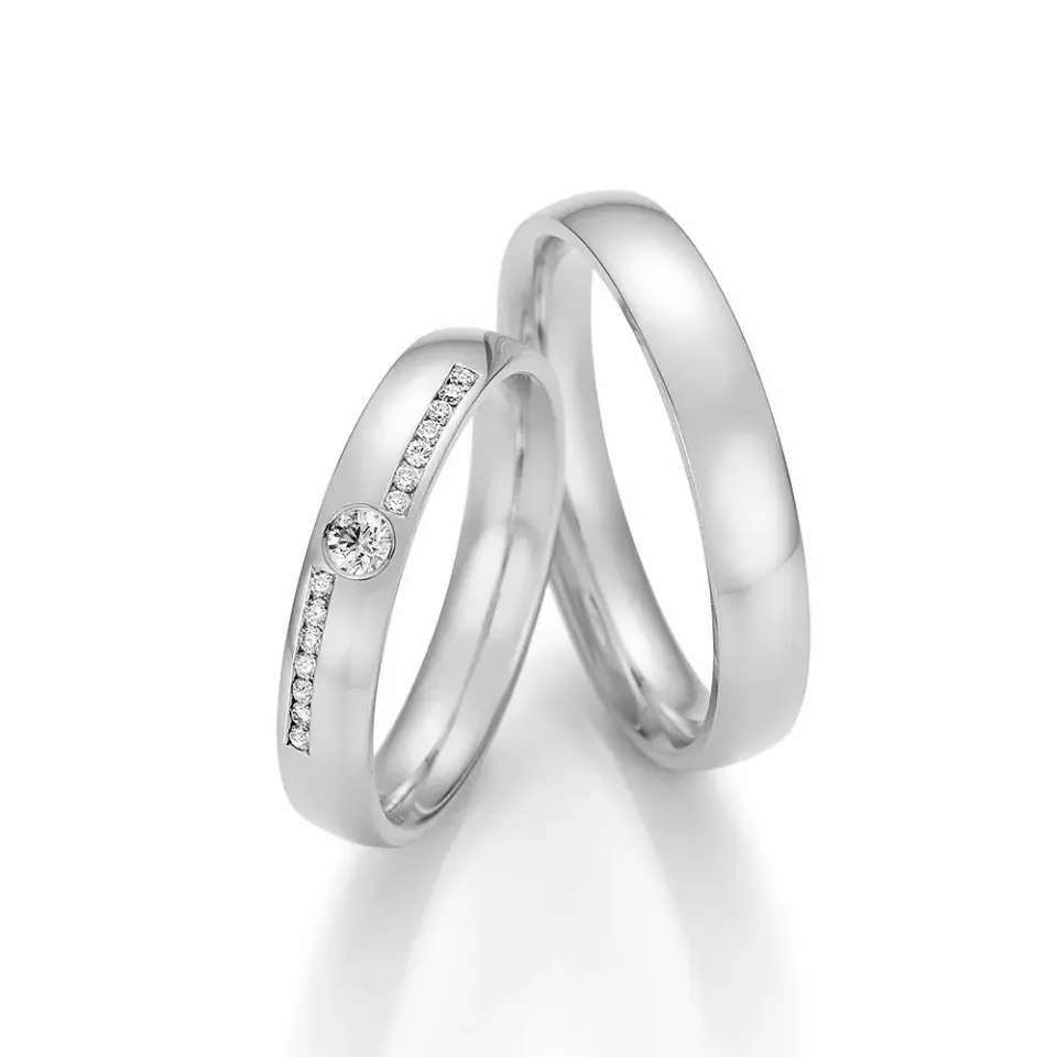 Alianzas de boda de oro blanco con diamantes