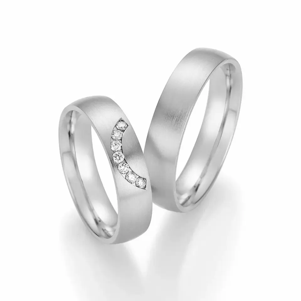 Alianzas de boda de paladio con diamantes