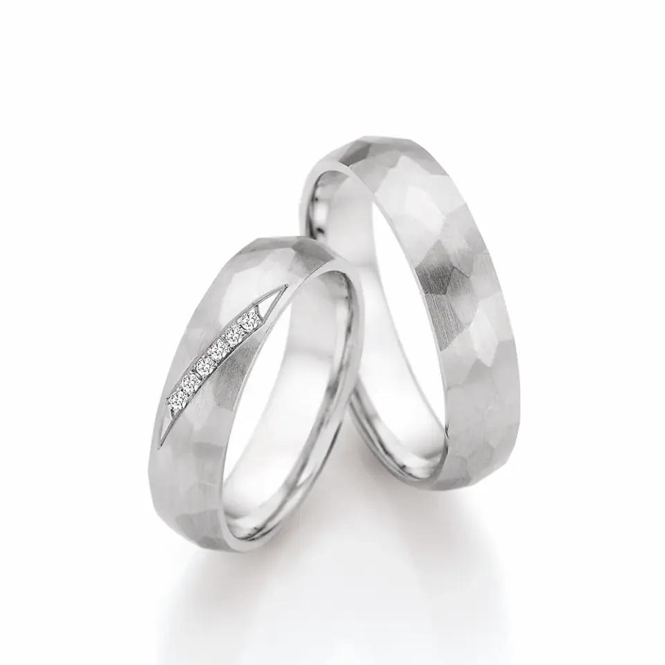 Alianzas de boda de paladio con diamantes