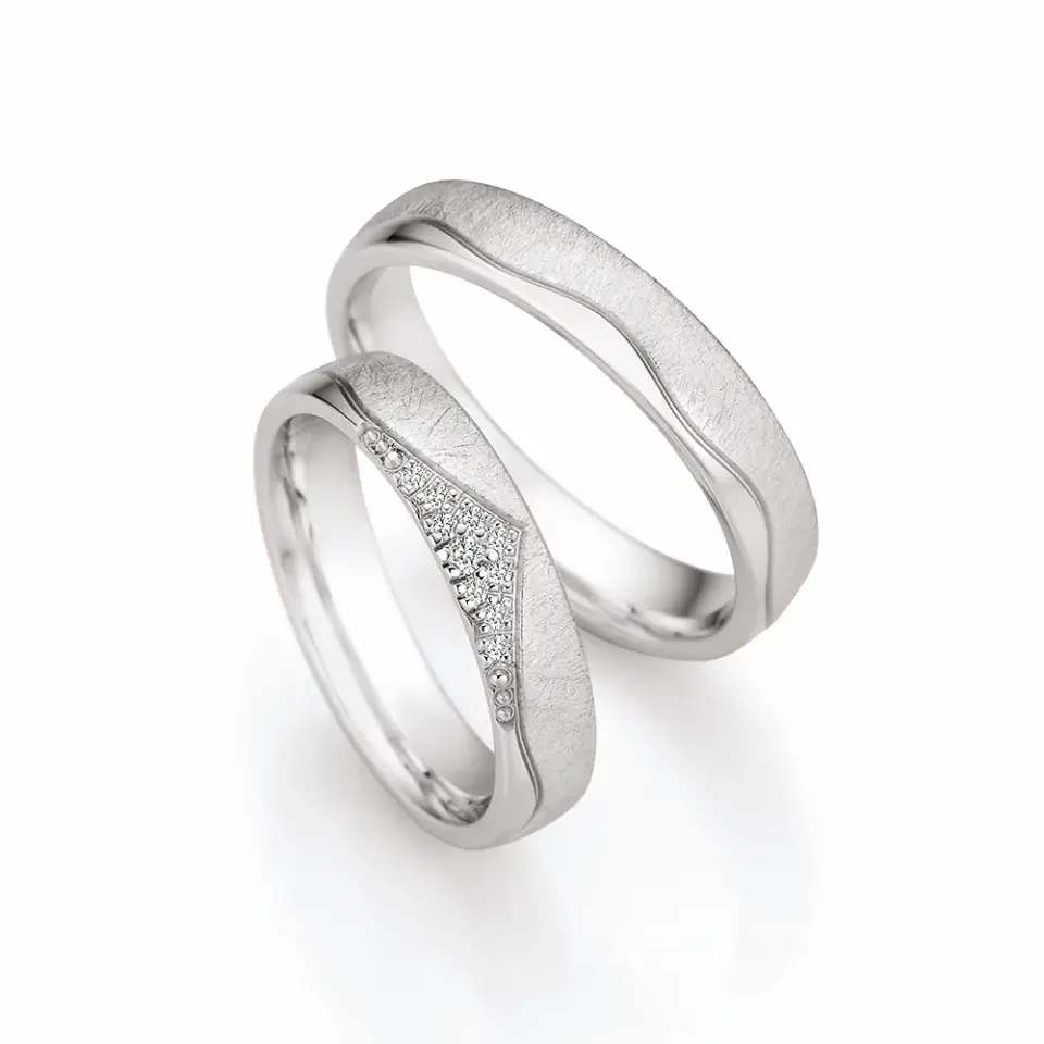 Alianzas de boda de paladio con diamantes