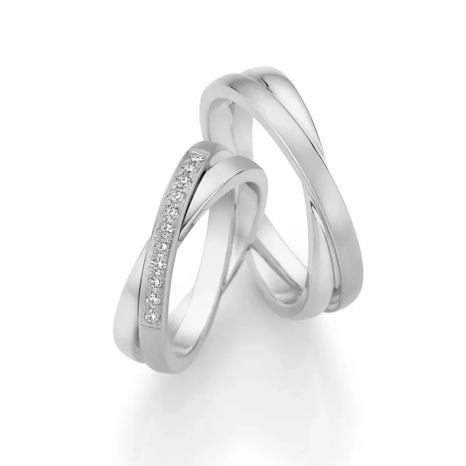 Alianzas de boda de paladio con diamantes