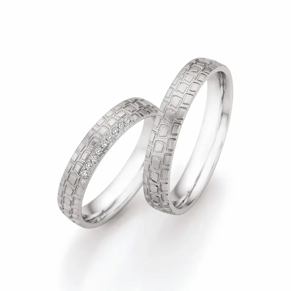 Alianzas de boda de paladio con diamantes