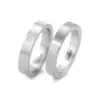 Alianzas de boda de acero con diamante