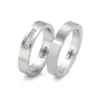 Alianzas de boda de acero con diamantes