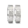Alianzas de boda de acero con diamante