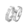 Alianzas de boda de acero con diamantes