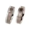 Alianzas de boda de titanio y platino con diamante