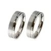 Alianzas de boda de acero con diamante