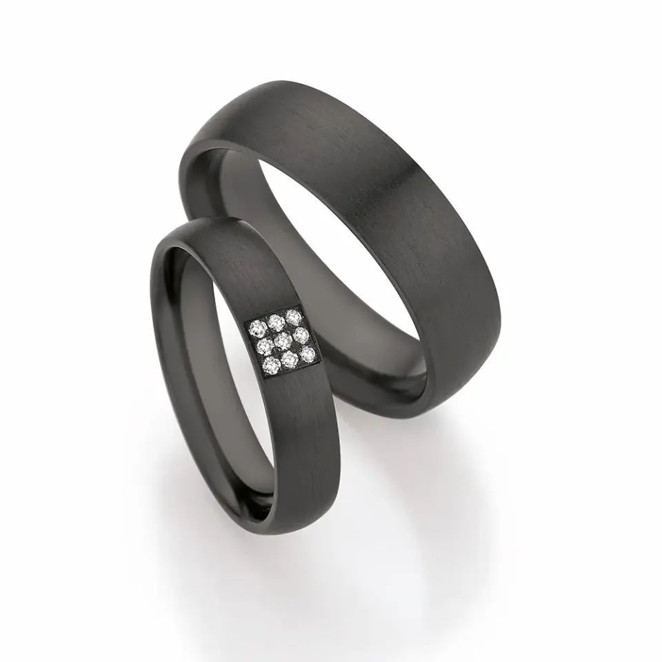 Alianzas de boda de zirconio con diamantes