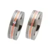 Alianzas de boda de acero y oro rosado con diamante