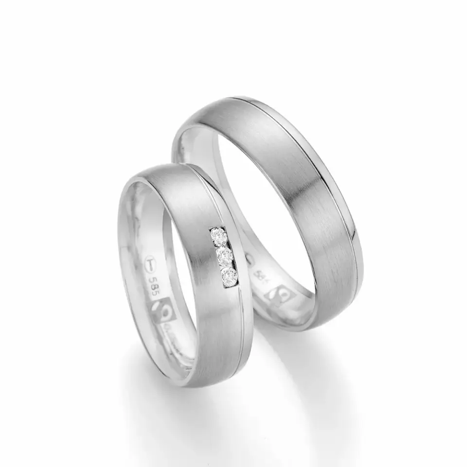 Alianzas de boda de oro blanco con diamantes