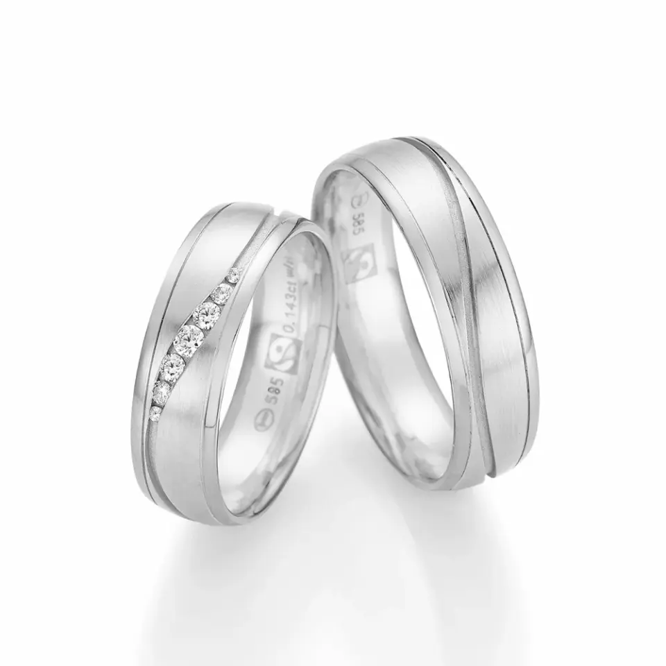 Alianzas de boda de oro blanco con diamantes