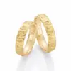 Alianzas de boda de oro amarillo