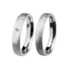 Alianzas de boda de acero con diamante
