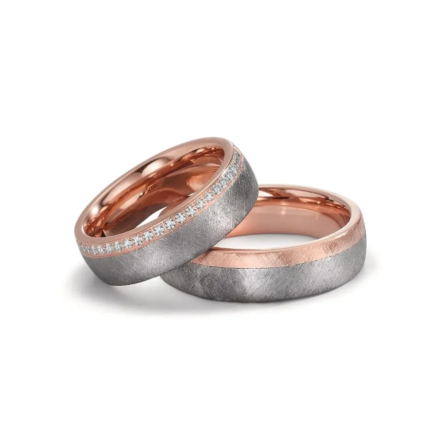 Alianzas de boda de oro rosado y tántalo con diamantes