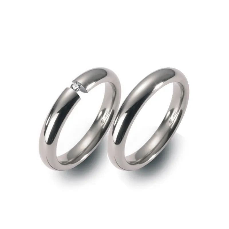 Alianzas de boda de titanio con diamante