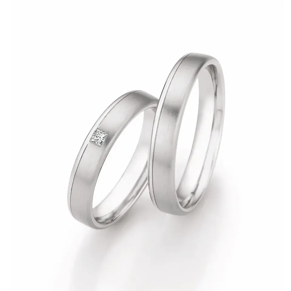 Alianzas de boda de platino con diamante